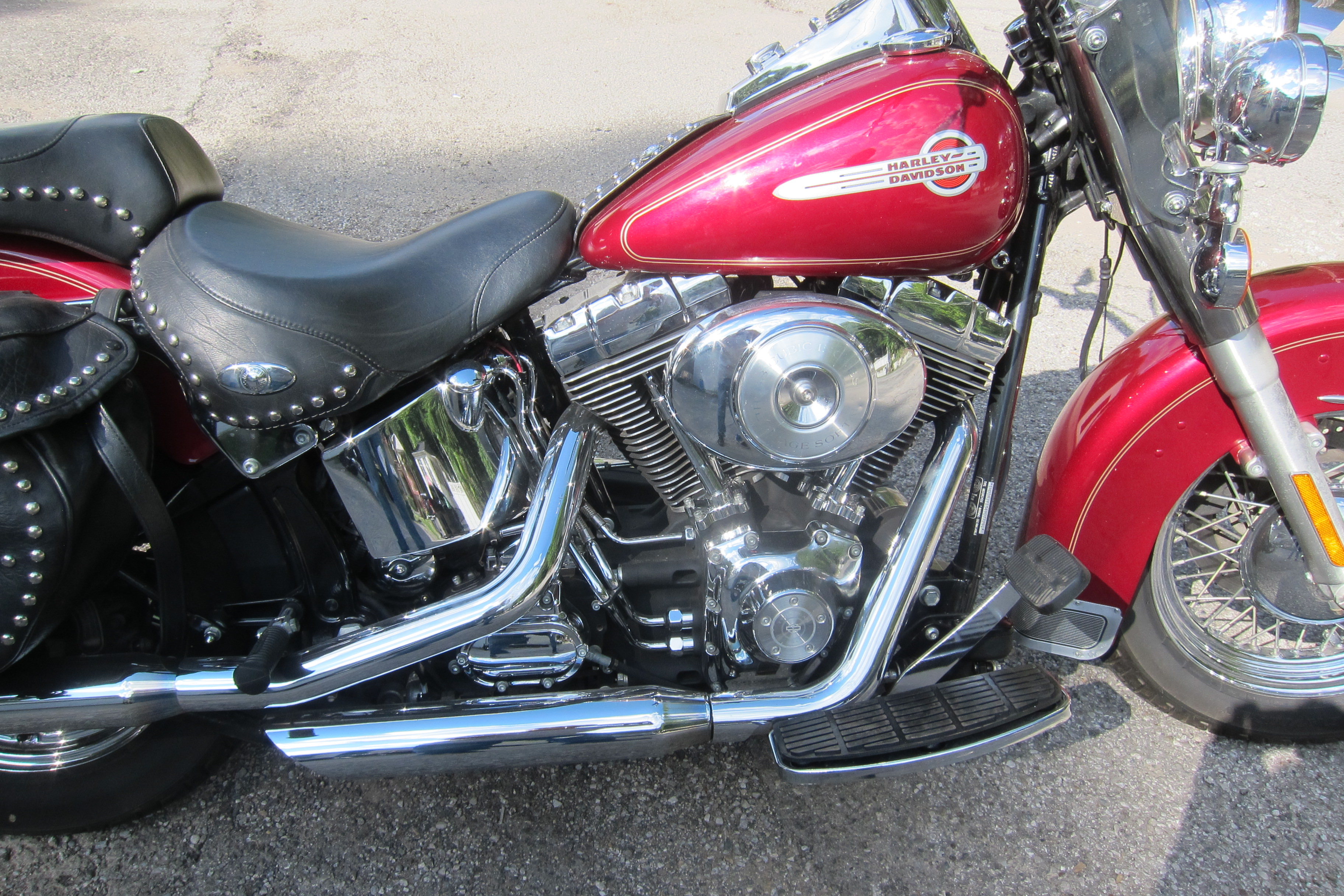 2004 Harley-Davidson® FLSTC Heritage Softail Classic - Photo 5